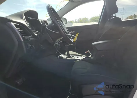 2019 Jeep Cherokee Latitude из США, поврежденный, VIN 1C4PJMCB4KD307165